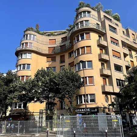 Appartement Studette Moderne Au Calme Pres De La Tour Eiffel