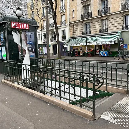 Studette Moderne Au Calme Pres De La Tour Eiffel